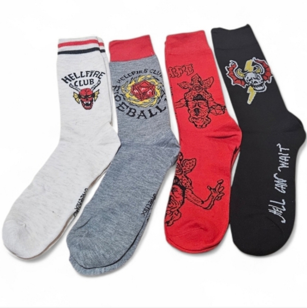 Stranger Things Hellfire Club Crew Socks Set Collectible Box 4 Pairs Size 6-12